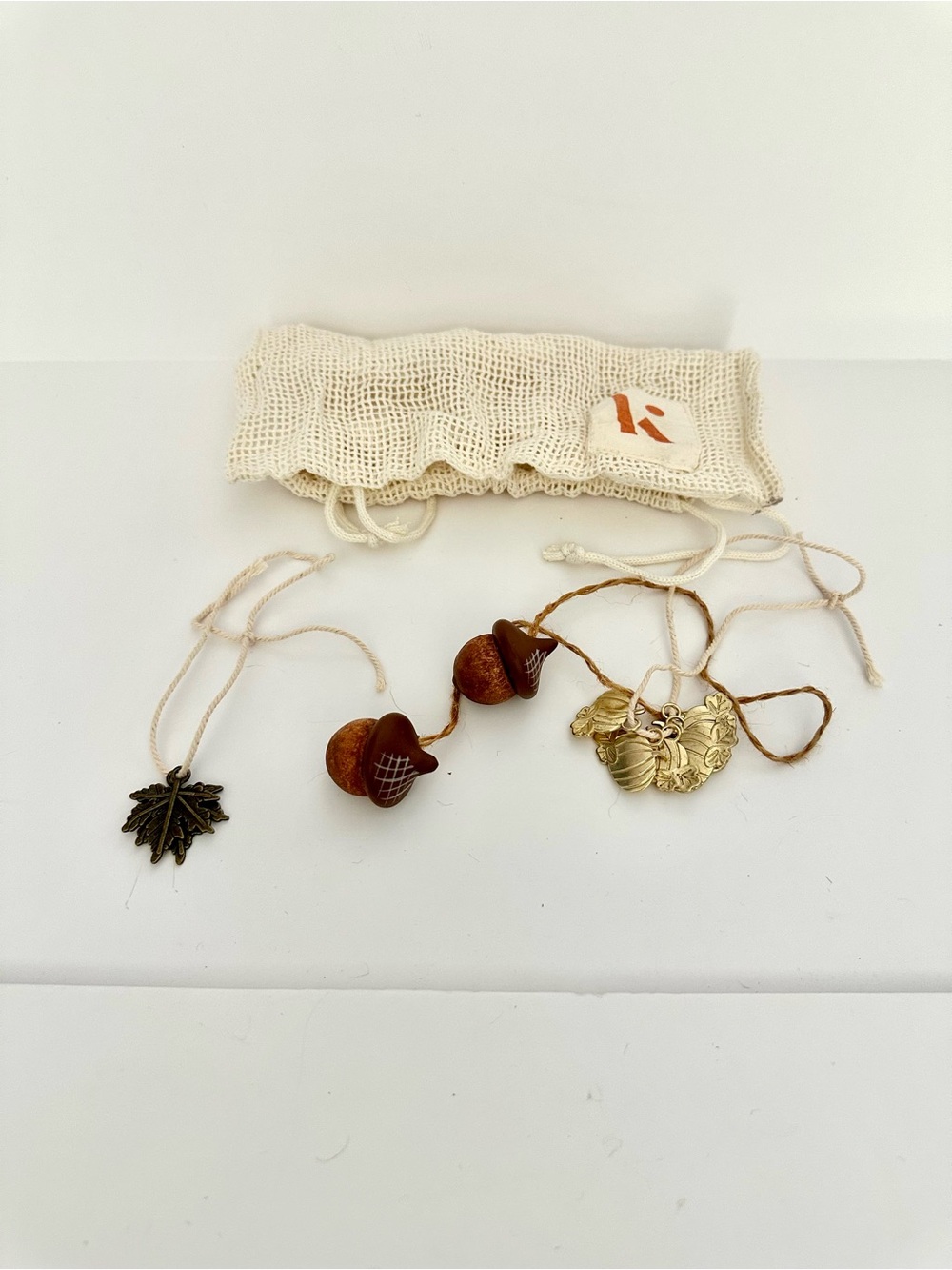 Autumn/Fall/Halloween Season Decor Charms-Pumpkin, Acorns & Leaves